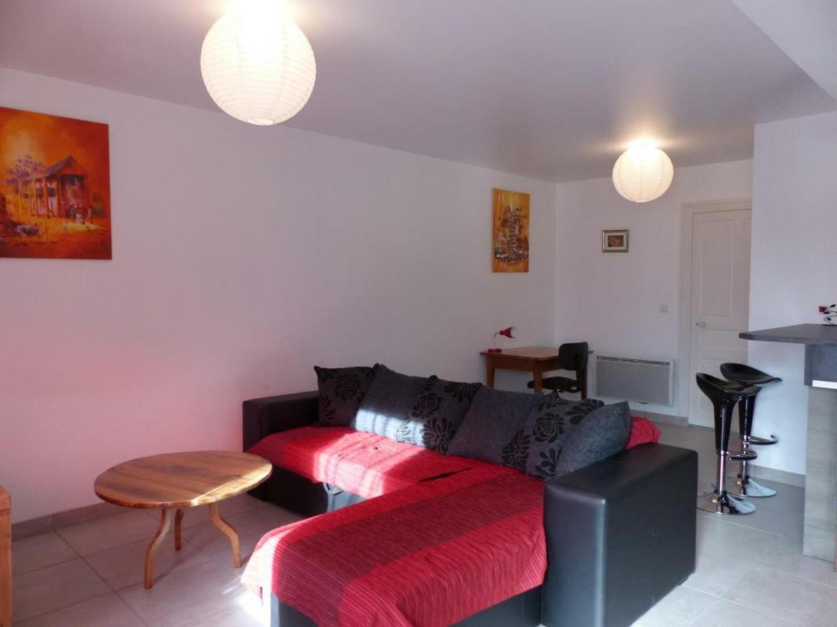 Maison Renovee Avec Cour Privee, Proche De Gannat, 3 Chambres, Animaux Acceptes, Equipements Modernes. - Fr-1-489-37 Poezat Luaran gambar