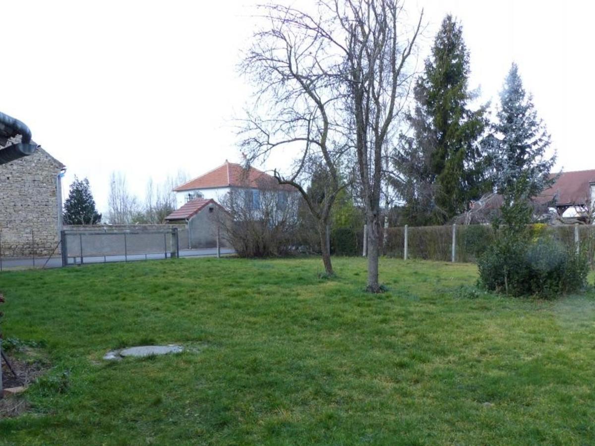 Maison Renovee Avec Cour Privee, Proche De Gannat, 3 Chambres, Animaux Acceptes, Equipements Modernes. - Fr-1-489-37 Poezat Luaran gambar